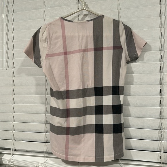 Burberry tee - Picture 3 of 5